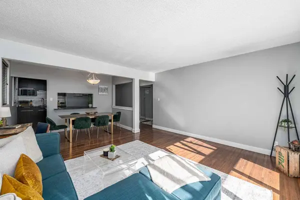 1908 28 AVE SW #301, Calgary, AB T2T 1K1