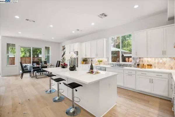 39009 Bernadine Dutra Cmn, Fremont, CA 94538