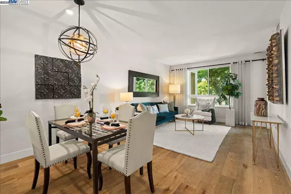 1101 W El Camino #209, Mountain View, CA 94040