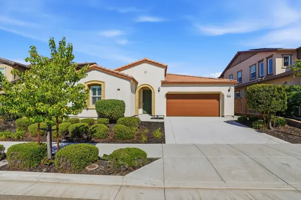 2542 Azalea Ave, Tracy, CA 95376-8210