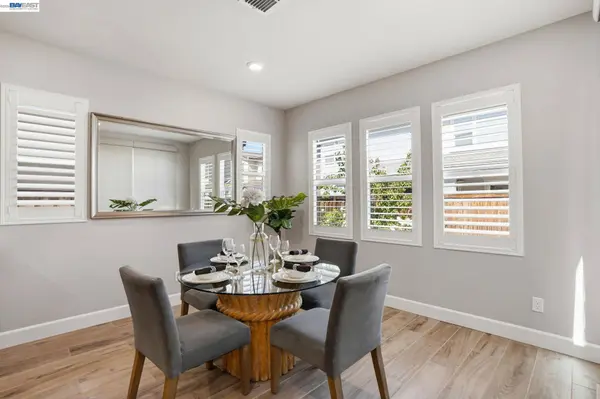 2542 Azalea Ave, Tracy, CA 95376