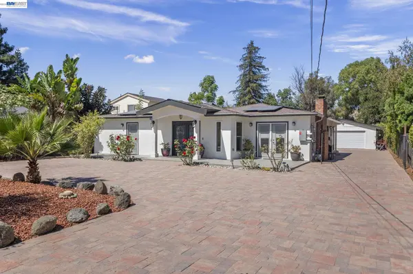 35596 Linda Dr, Fremont, CA 94536