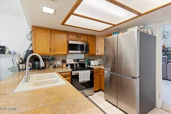 12001 N 53rd Avenue, Glendale, AZ 85304