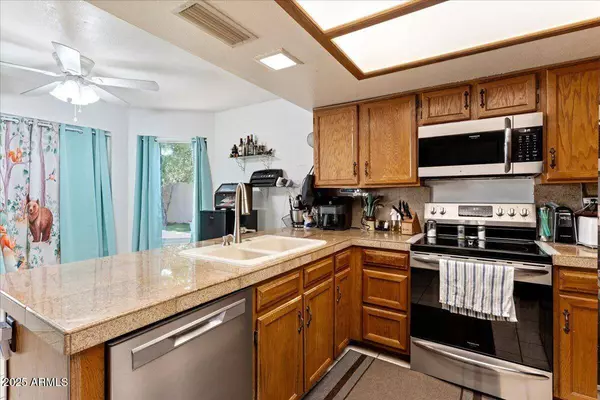 12001 N 53rd Avenue, Glendale, AZ 85304