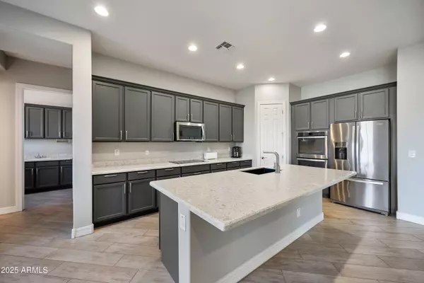 5661 S CROWLEY --, Mesa, AZ 85212