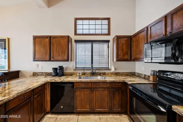 1426 E PRINCETON Avenue, Gilbert, AZ 85234