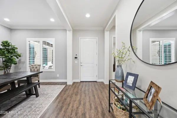 862 E HAMPTON Lane, Gilbert, AZ 85295