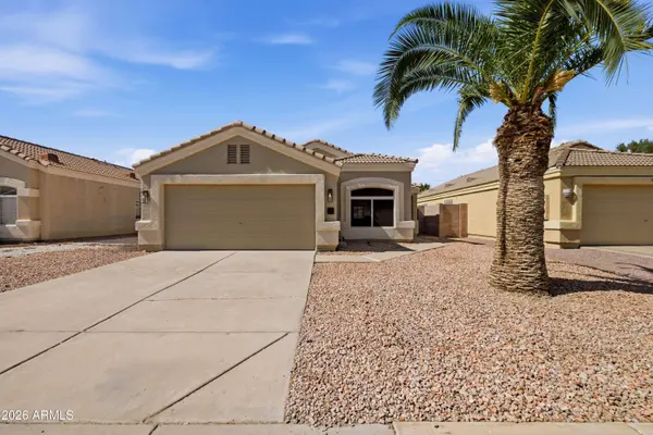 868 E LAREDO Street, Chandler, AZ 85225