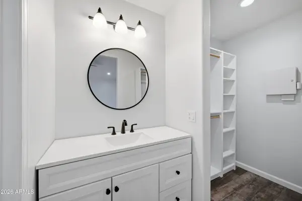 868 E LAREDO Street, Chandler, AZ 85225