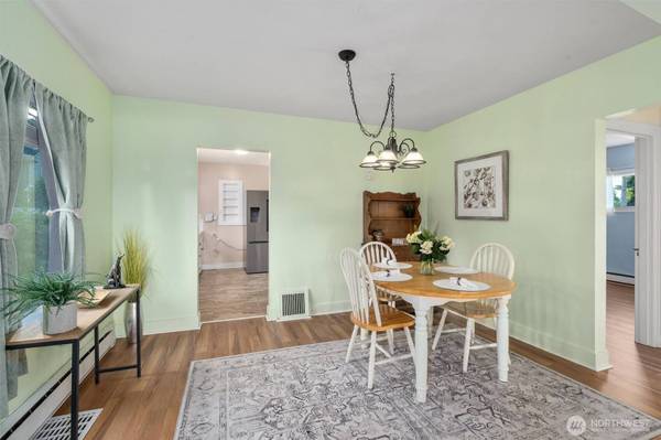 2319 Gale PL, Everett, WA 98203