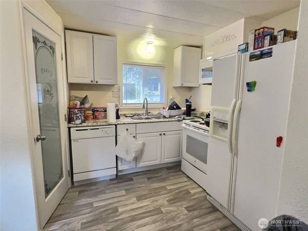 5911 79th Street Ct E #24, Puyallup, WA 98371