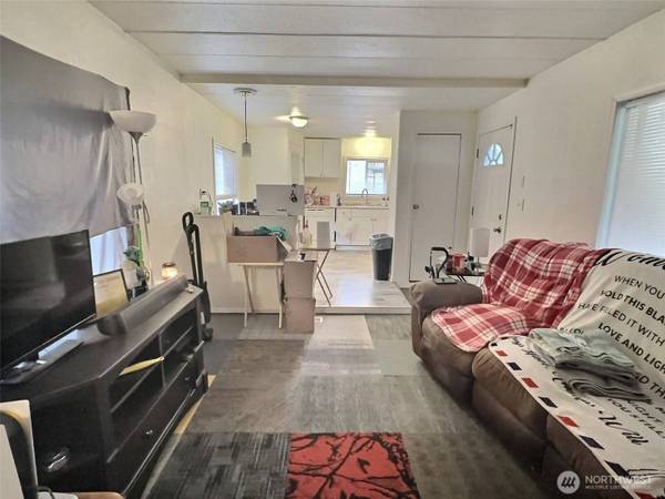 5911 79th Street Ct E #24, Puyallup, WA 98371