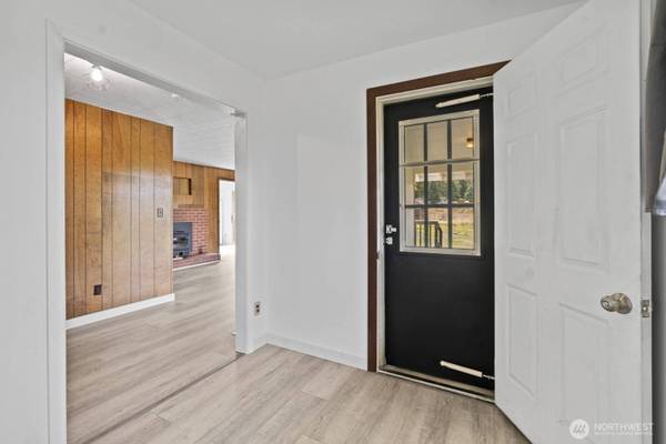 39411 Mountain Highway E, Eatonville, WA 98328