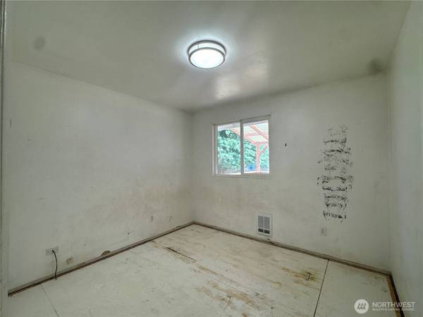 6225 SE 84th PL, Marysville, WA 98270