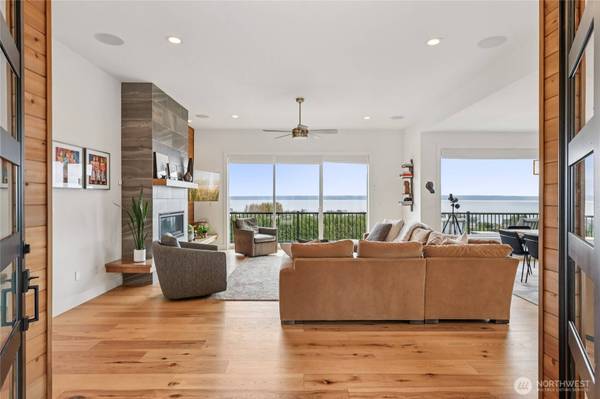 505 Michelle DR, Camano Island, WA 98282