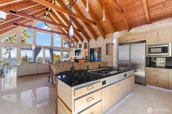 51 Willows LN, Friday Harbor, WA 98250