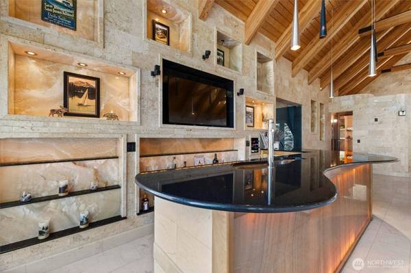 51 Willows LN, Friday Harbor, WA 98250