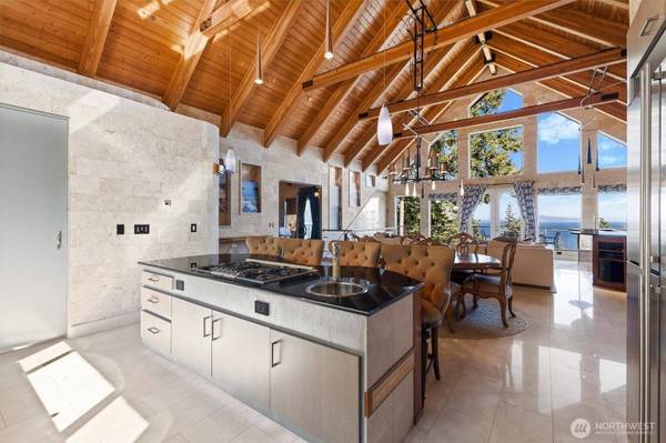 51 Willows LN, Friday Harbor, WA 98250