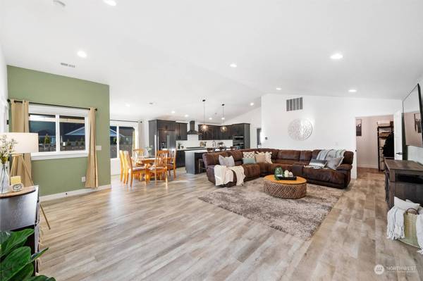 1205 Ashlynn CT, Everson, WA 98247