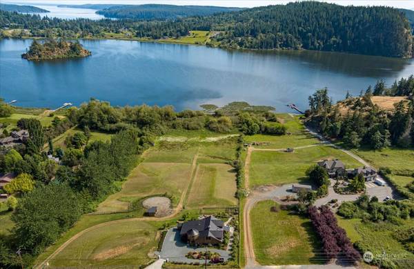 5638 Campbell Lake RD, Anacortes, WA 98221