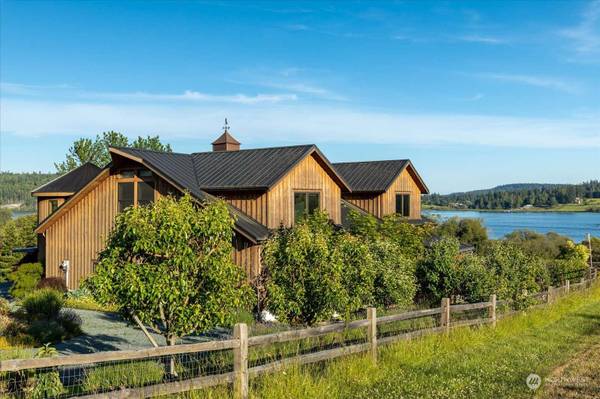 5638 Campbell Lake RD, Anacortes, WA 98221