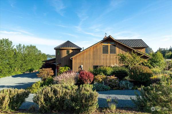 5638 Campbell Lake RD, Anacortes, WA 98221