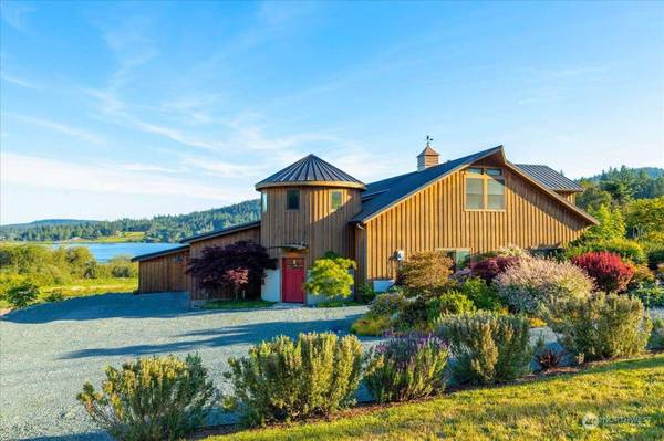 5638 Campbell Lake RD, Anacortes, WA 98221