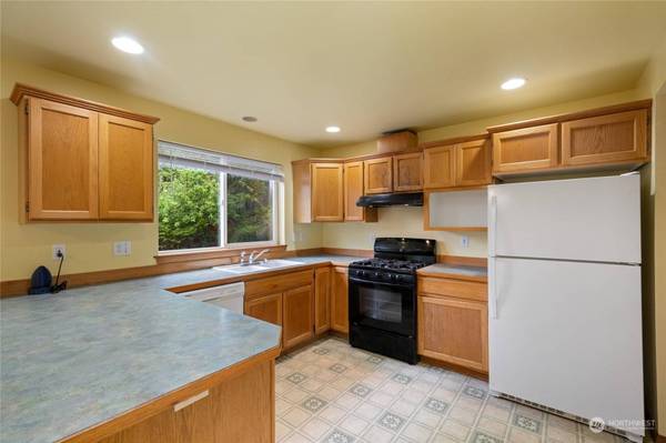 3405 Taylor AVE, Bellingham, WA 98229