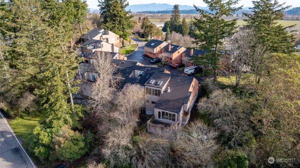 812 Whatcom ST #104, La Conner, WA 98257
