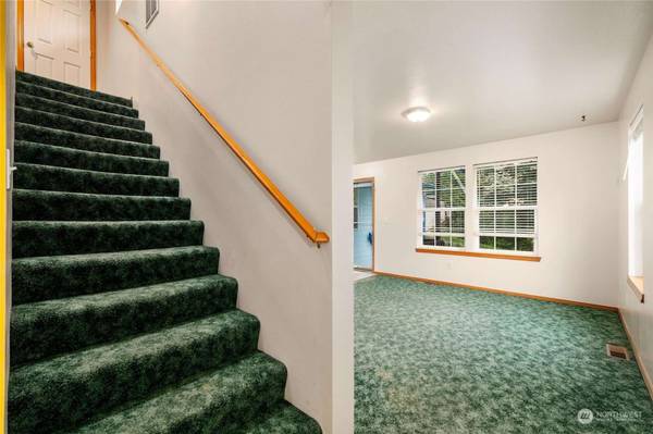 3405 Taylor AVE, Bellingham, WA 98229