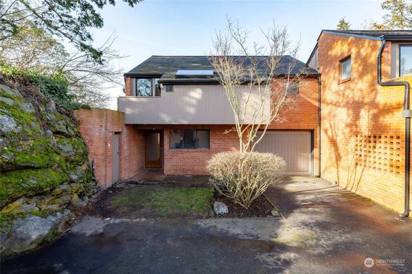 812 Whatcom ST #104, La Conner, WA 98257