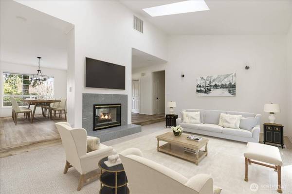 2305 Lake Park DR, Anacortes, WA 98221