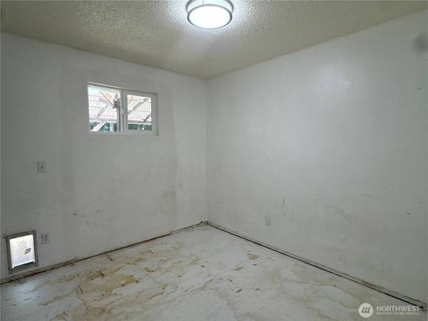 6225 SE 84th PL, Marysville, WA 98270