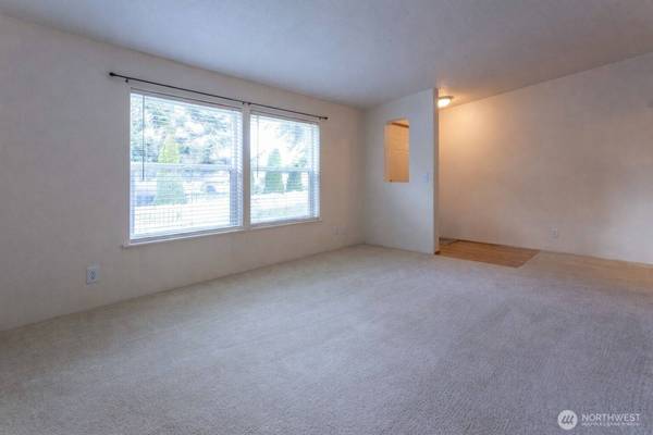 4591 Sunburst DR, Birch Bay, WA 98230