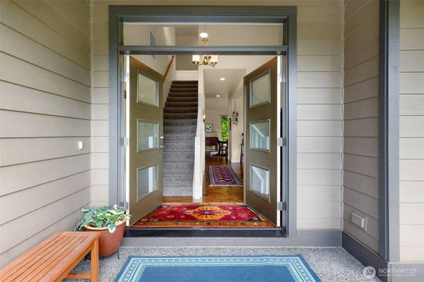 697 Chuckanut DR N, Bellingham, WA 98229