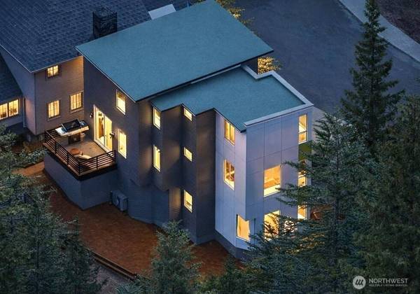 119 Ashley AVE, Bellingham, WA 98229