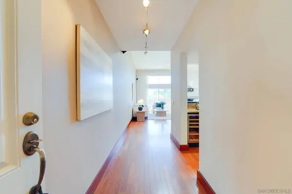 3990 Centre #307, San Diego, CA 92103