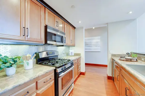3990 Centre #307, San Diego, CA 92103