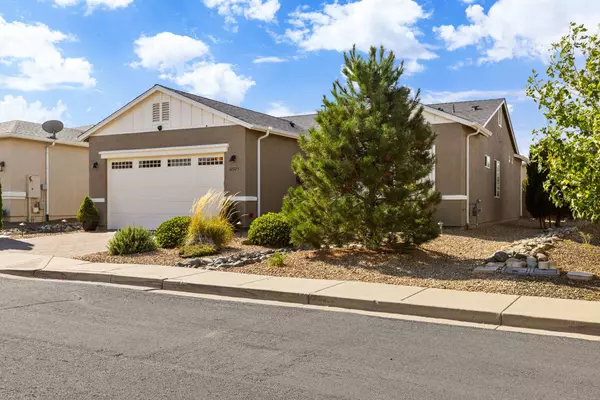 12925 E Vega St, Dewey, AZ 86327-8250