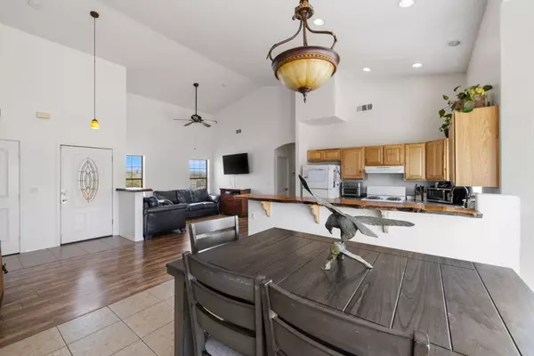 20613 E Wagon Way, Mayer, AZ 86333-2677