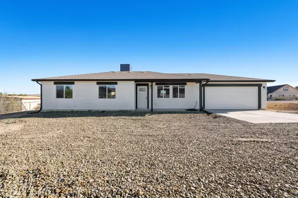 20670 E Wagon Way, Mayer, AZ 86333-2608