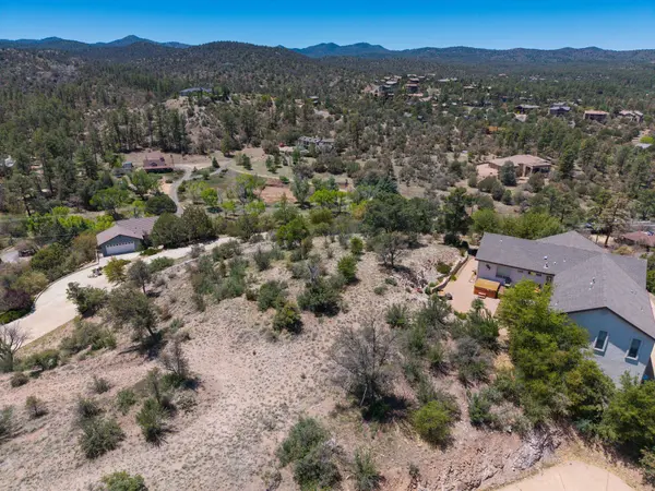 2309 W Loma Vista Dr, Prescott, AZ 86305-2131