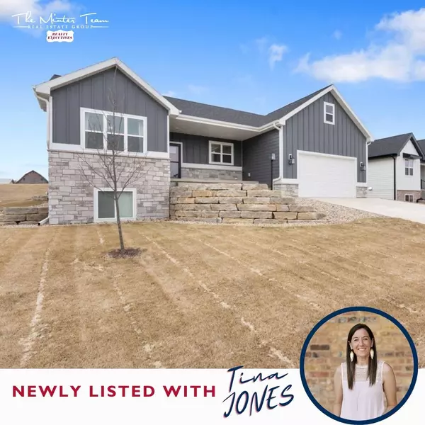 Oregon, WI Home for Sale | 862 Leeward Lane