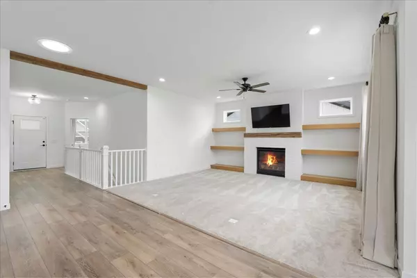 Oregon WI Home for Sale 862 Leeward Lane Bergamont Realtor Tina Jones The Minter Team
