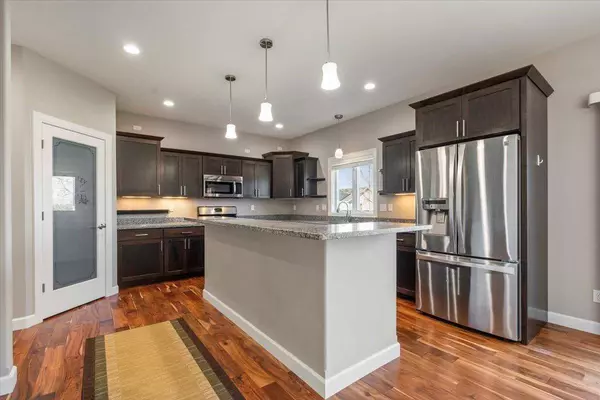 849 Ashworth Drive, Oregon, WI 53575