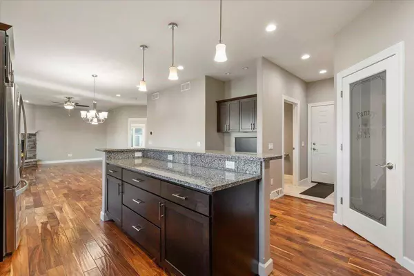 849 Ashworth Drive, Oregon, WI 53575