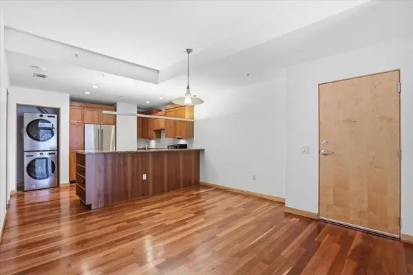 309 W Washington Avenue #310, Madison, WI 53703