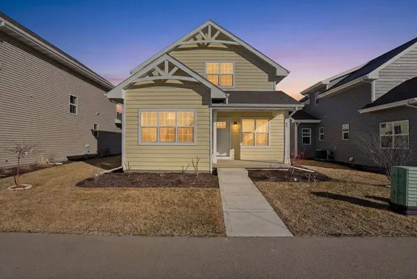 43 Windflower Way, Mount Horeb, WI 53572