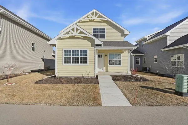 43 Windflower Way, Mount Horeb, WI 53572