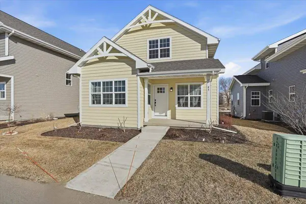 43 Windflower Way, Mount Horeb, WI 53572